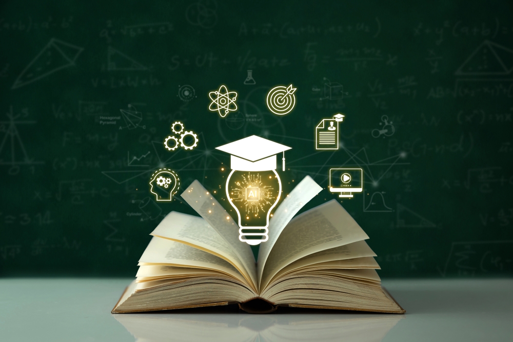 Livro aberto com ícones digitais de conhecimento flutuando acima, simbolizando diversos tipos de educação.